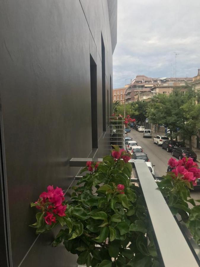 B&B Del Corso Foggia Con Parcheggio Custodito Exteriör bild