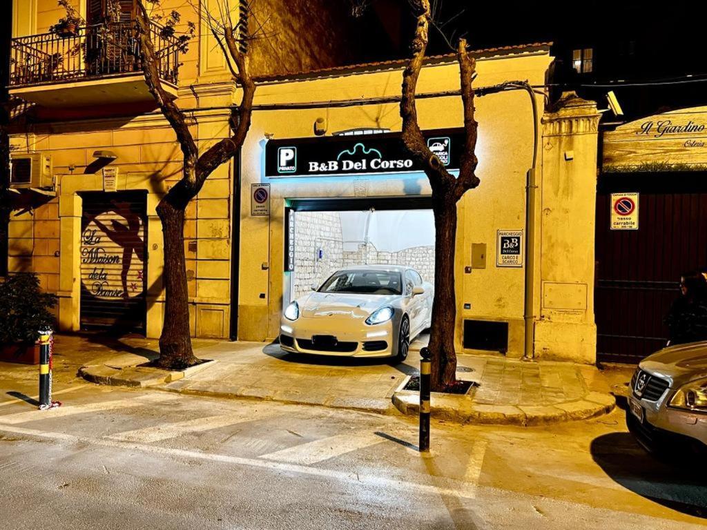 B&B Del Corso Foggia Con Parcheggio Custodito Rum bild